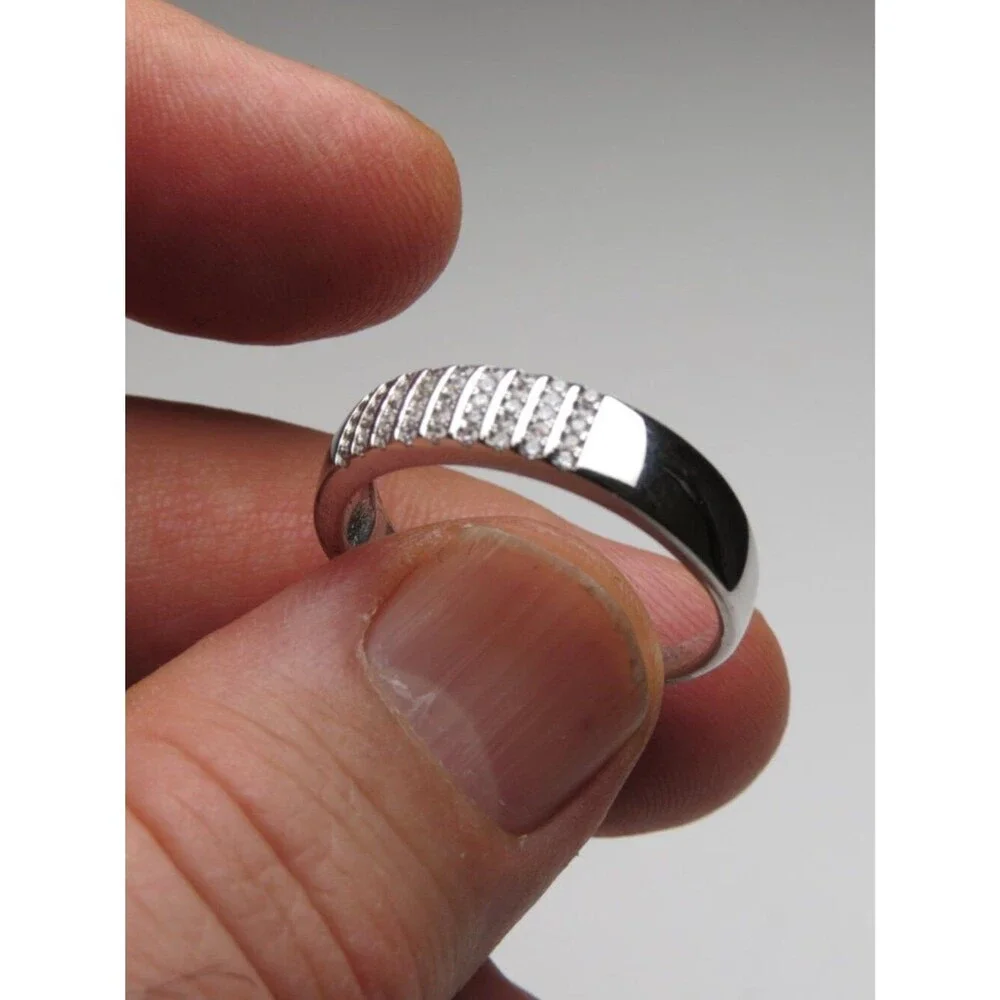 *925 Sterling Silver Diamond Band